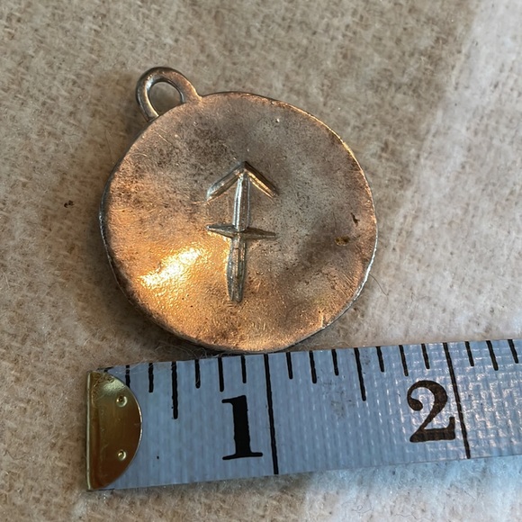 Vintage Sagittarius silver tone pendant - Picture 4 of 4